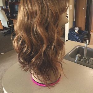 Warm blonde and brown synthetic wavy wig